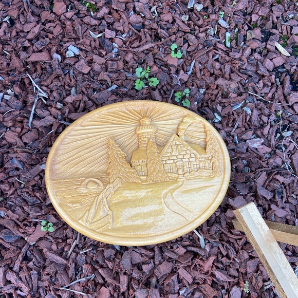 Handmade solid wood plaque - Picture 2 of 4